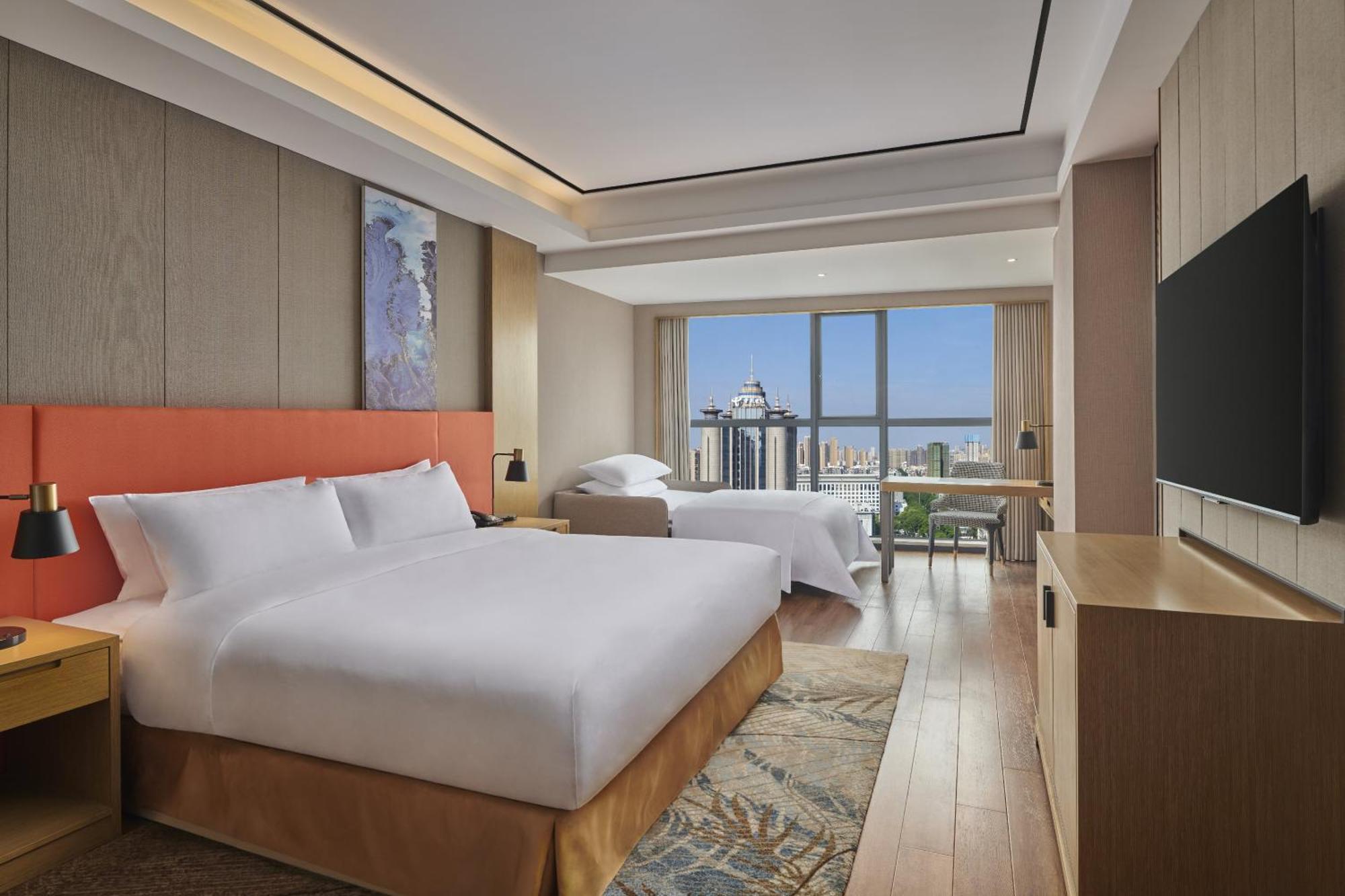 Hilton Garden Inn Wuhan Hankou Exterior foto